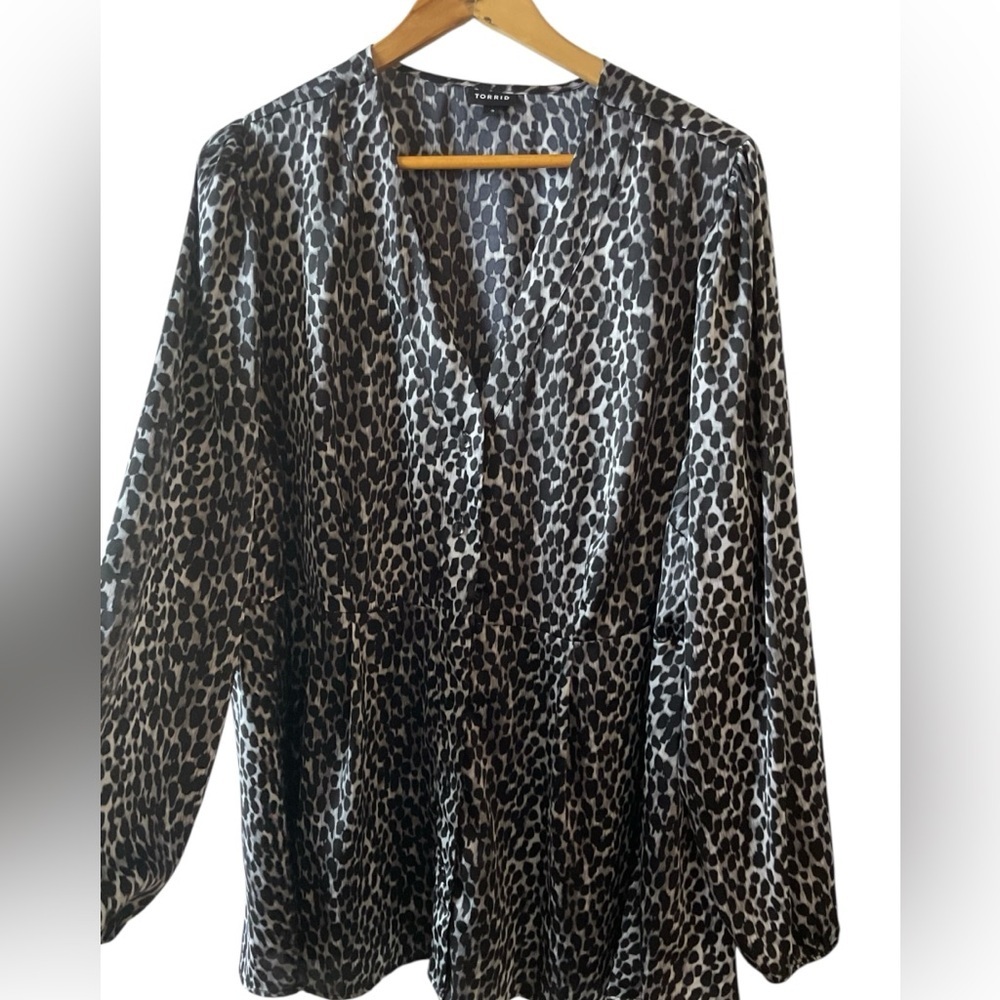 Torrid Black and White Animal Print V-Neck Blouse